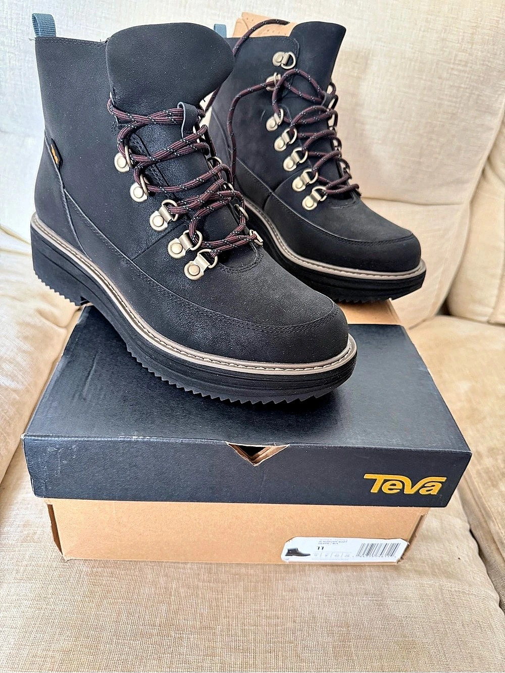 Teva Midform Boot Women's Black Winter Boots US 11